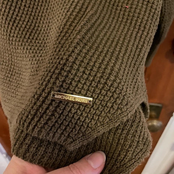 Michael Kors Olive Knit Sweater L - Picture 7 of 8